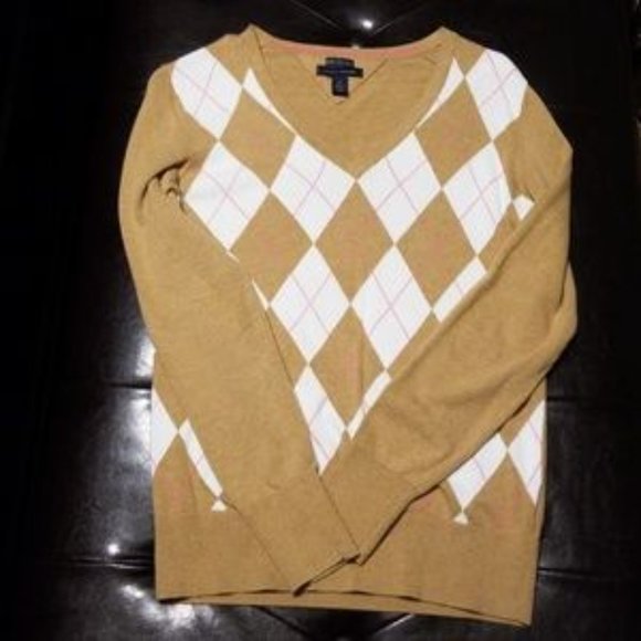 Tommy Hilfiger argyle tan white pink sweater - Picture 2 of 5